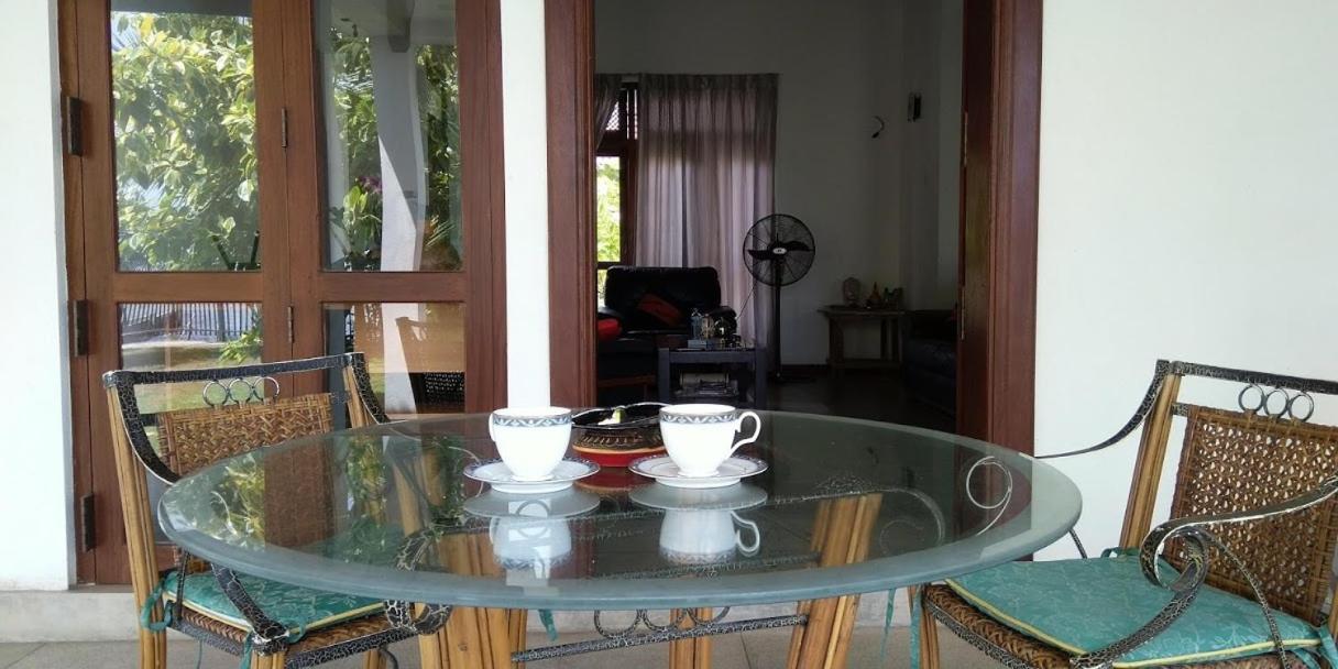 Negombo Holiday Home Екстериор снимка